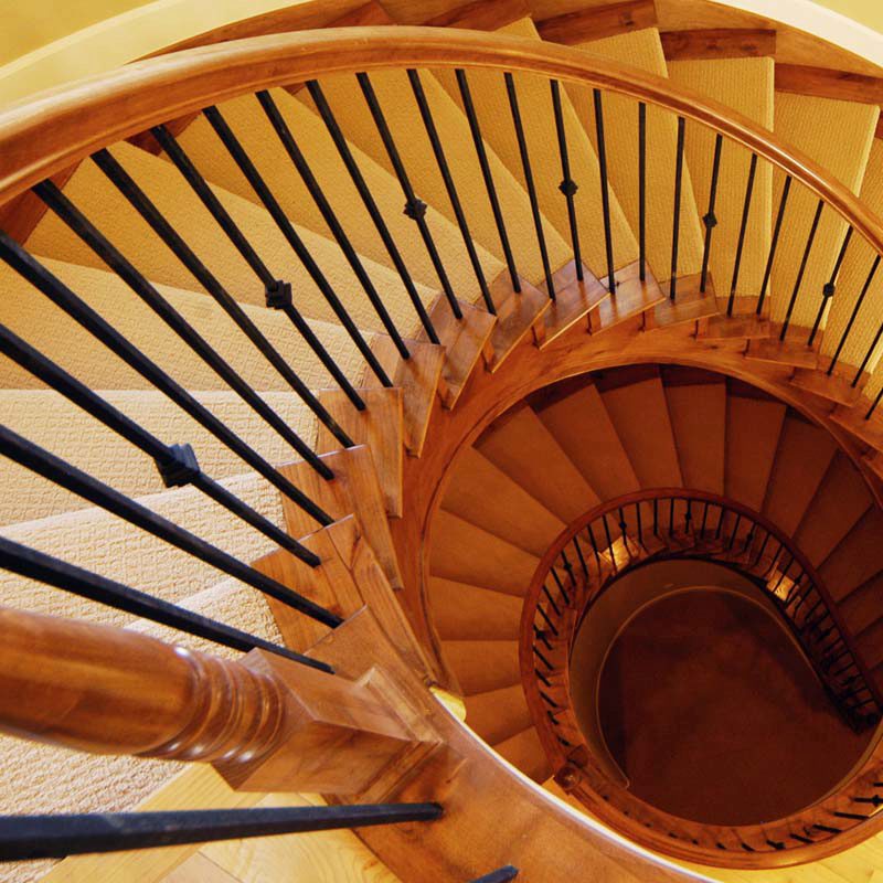 A Guide to Buying Iron Balusters