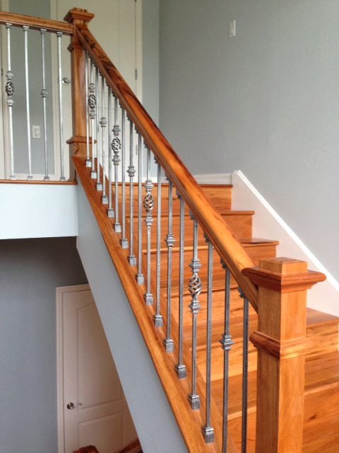 Colonial Handrail with Ash Grey Iron Balusters