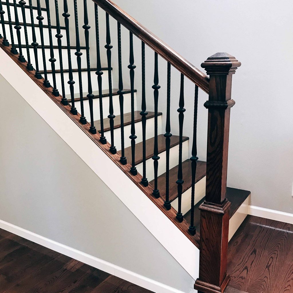 16.1.8 Double Knuckle Iron Baluster StairSupplies™