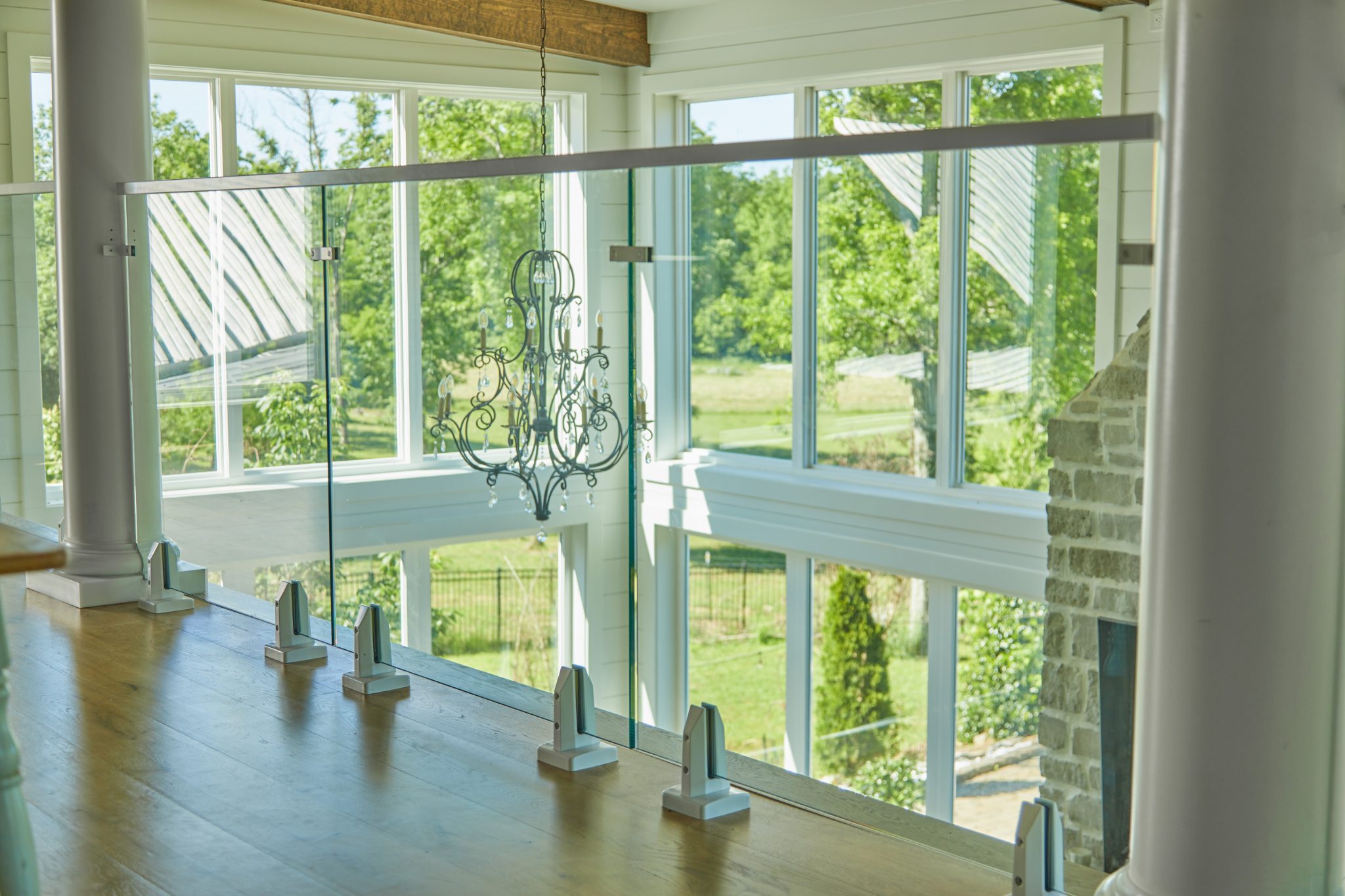 Glass Railing: Panel Railing for Stairs, Decks, & Balconies