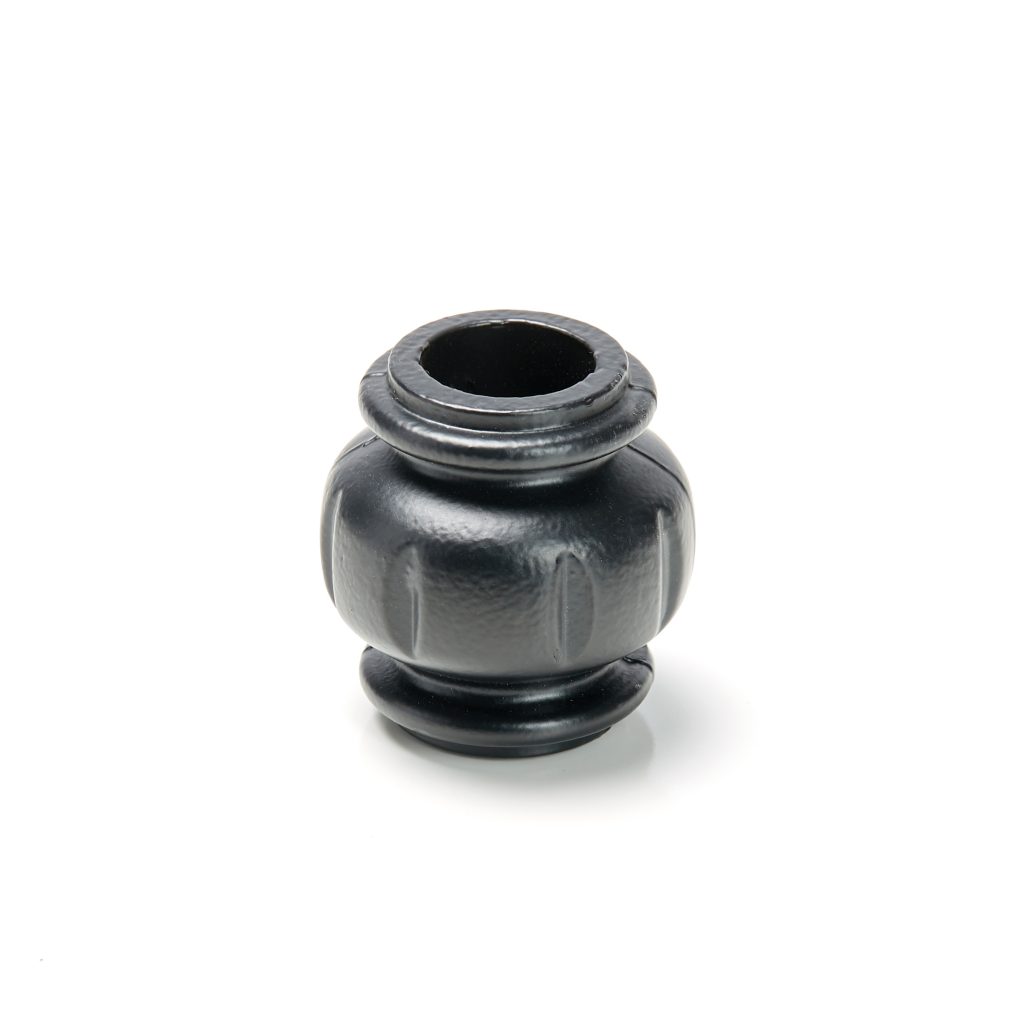 2352 5/8" Tall Round Shoe